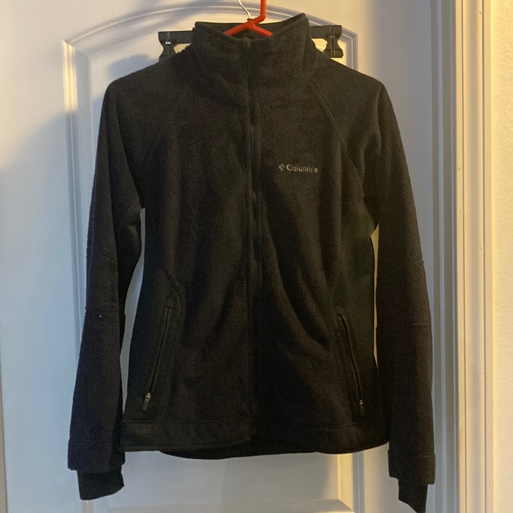 Dark navy Columbia sweater